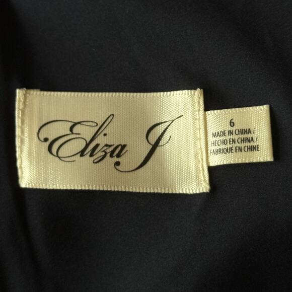 Eliza J cascading Ruffle Front Gown dress navy blue size 6 - Picture 6 of 7